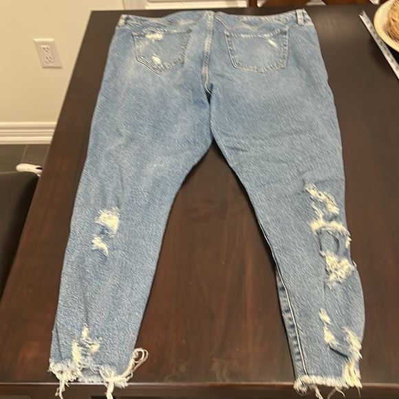 Torrid High Rise Distressed Straight Leg Jeans Size 16R - Picture 11 of 11